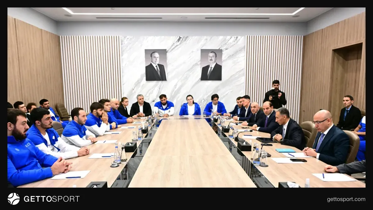 Rəşad Nəbiyev və Azərbaycan cüdo millisi görüş zamanı