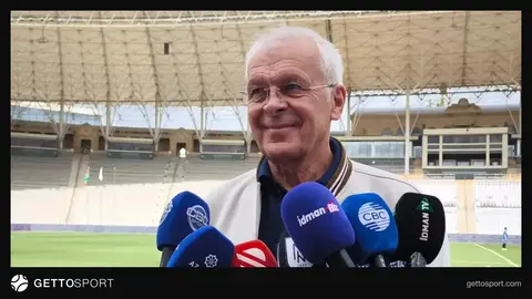 Rimantas Turskis stadionda veteranlarla görüş zamanı