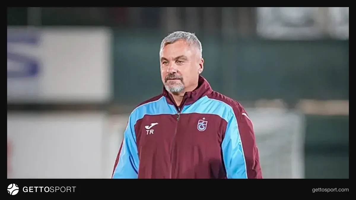 Trabzonspor logosu ve futbolcu silueti