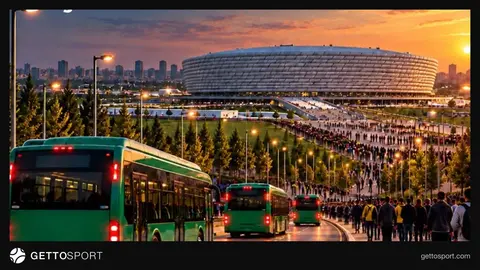 Bakı Olimpiya Stadionu və avtobusları gözləyən azarkeşlər