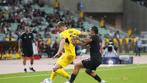 Sabah və Borussia futbolçuları Bakıda mübarizə aparır