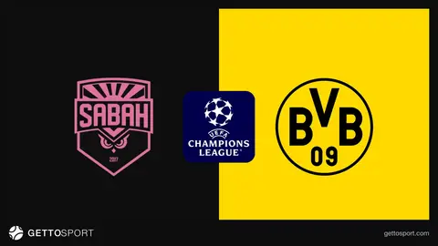 Sabah və Borussia Dortmund futbolçuları meydanda oyun öncəsi məşq edir