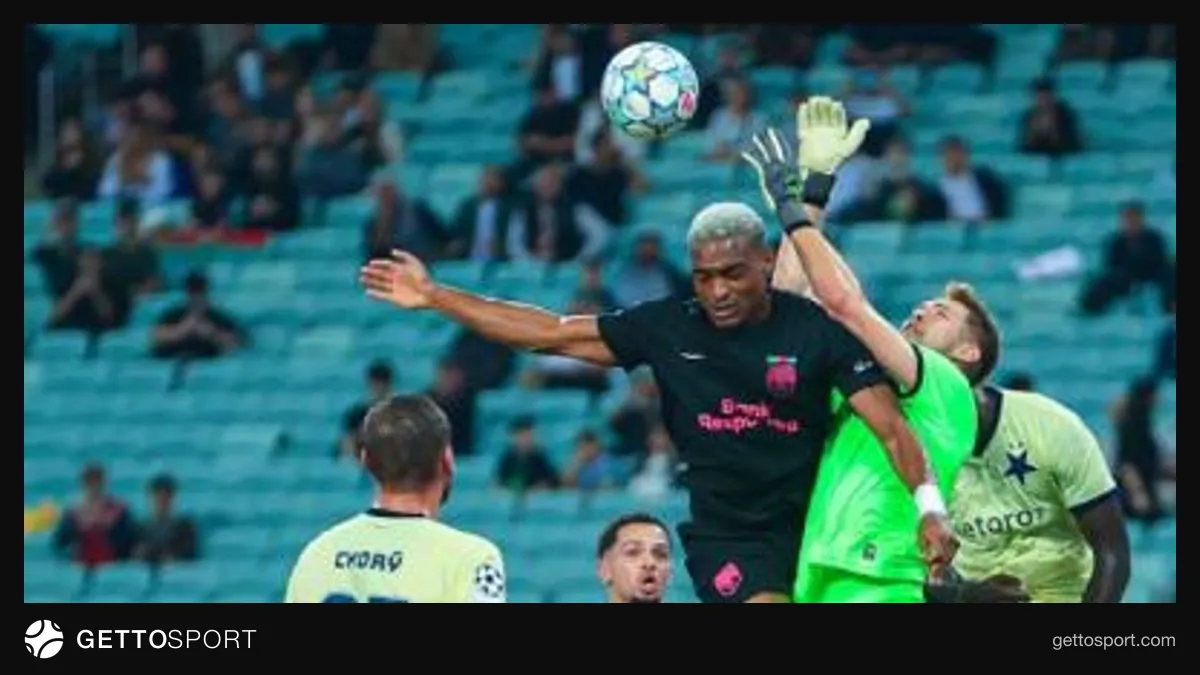 Sabah futbolçuları qələbəni qeyd edir, Bakı stadionu