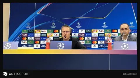 Valdas Dambrauskas mətbuat konfransında