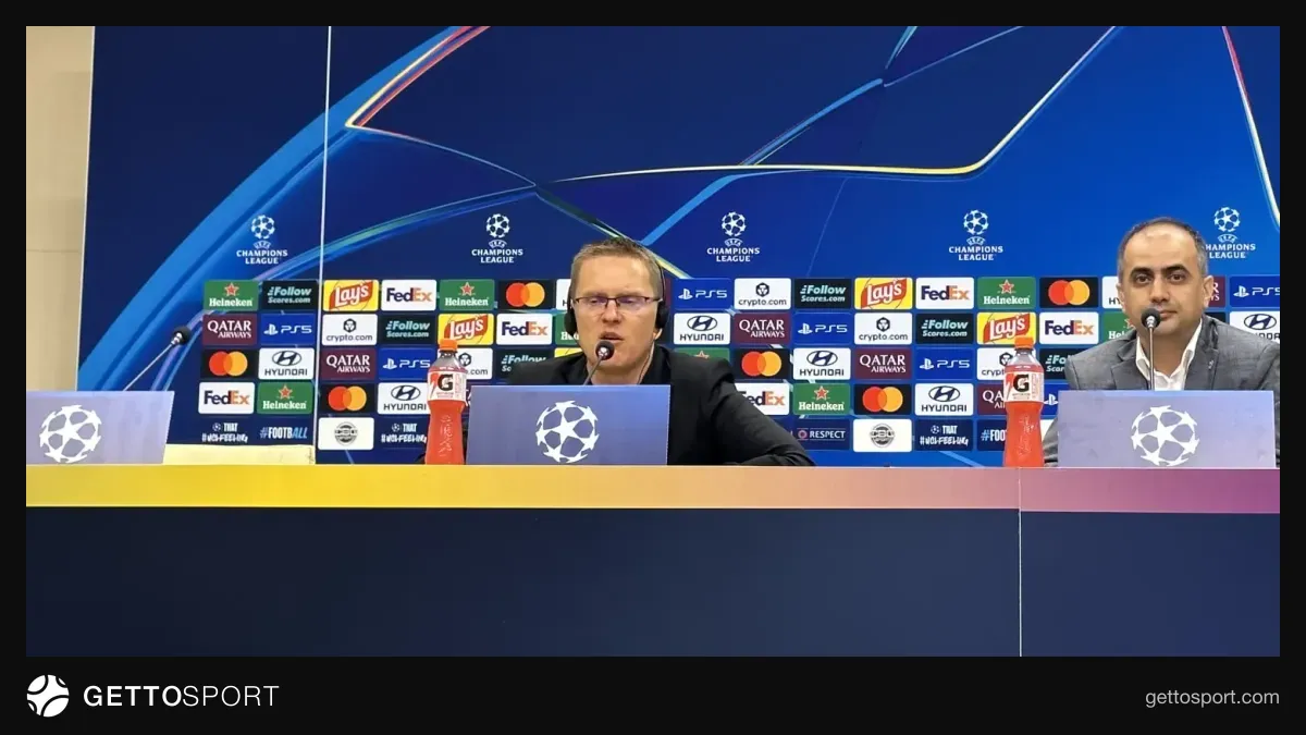 Valdas Dambrauskas mətbuat konfransında