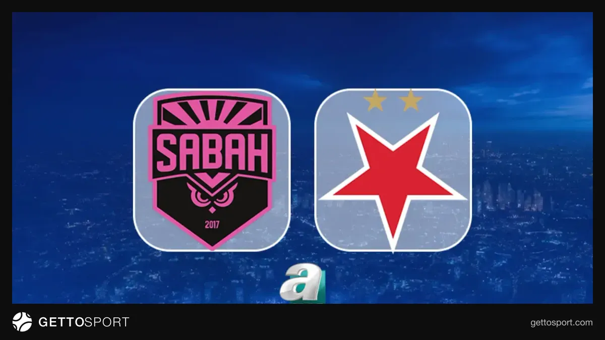 Sabah ve Slavia Prag futbol takımları oyuncuları maç öncesi ısınma yapıyor