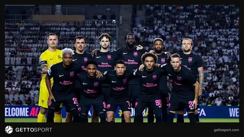 Sabah futbolçuları meydanda və Bakı Olimpiya Stadionu