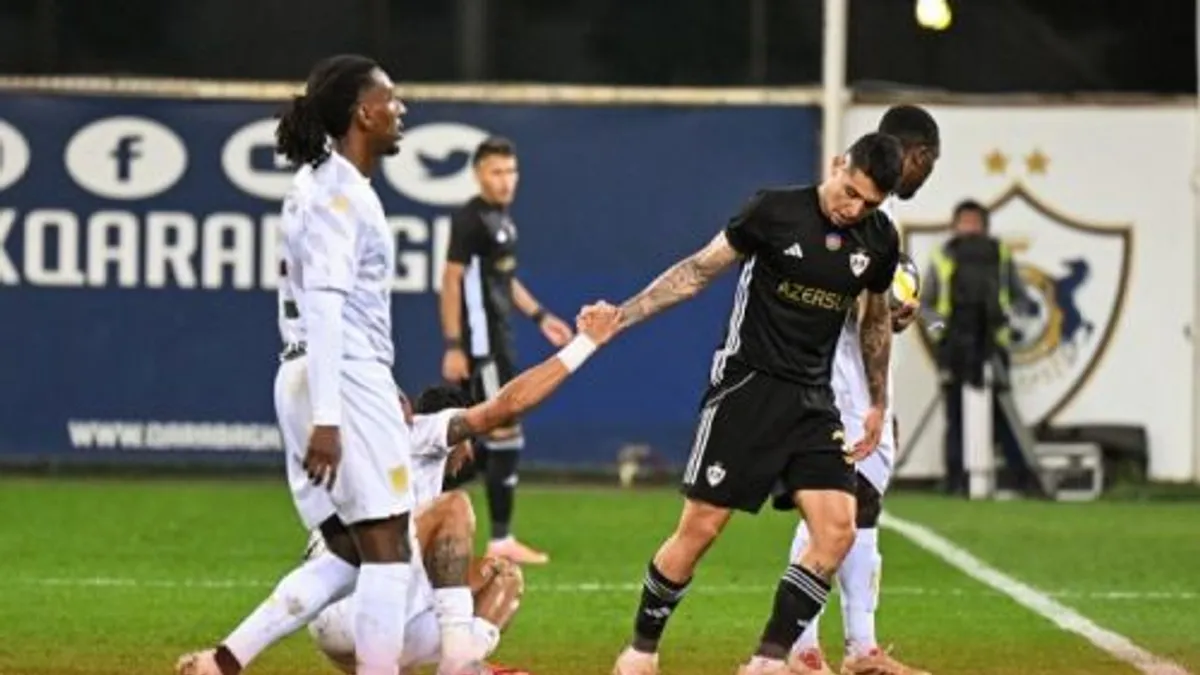 Qarabağ və Sabah komandalarının loqoları və ya stadion görüntüsü