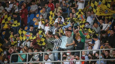 Bakı Olimpiya Stadionunda azarkeşlər və biletlər