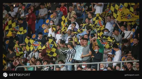 Bakı Olimpiya Stadionunda azarkeşlər və biletlər