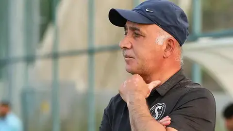 Şahin Diniyev mətbuat konfransında danışır