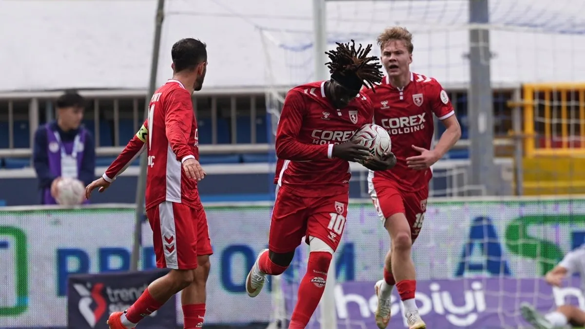 Samsunspor taraftarları ve Yeni 19 Mayıs Stadı önünden görünüm