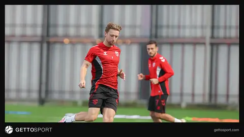 Samsunspor futbolcuları Nuri Asan Tesisleri'nde antrenmanda