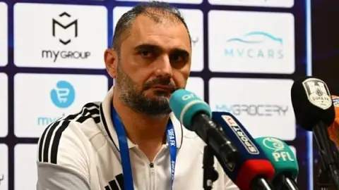 Şəfa klubunun baş məşqçisi Zaur Həşimov mətbuat konfransında