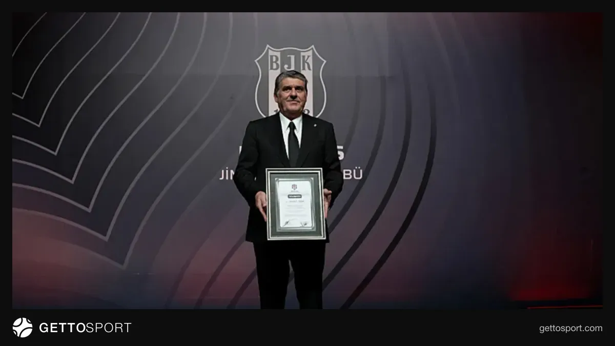 Serdal Adalı mazbata töreninde konuşurken
