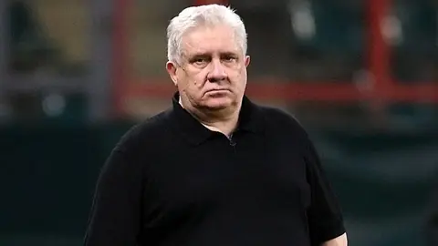Sergey Taşuyev müsahibə verərkən