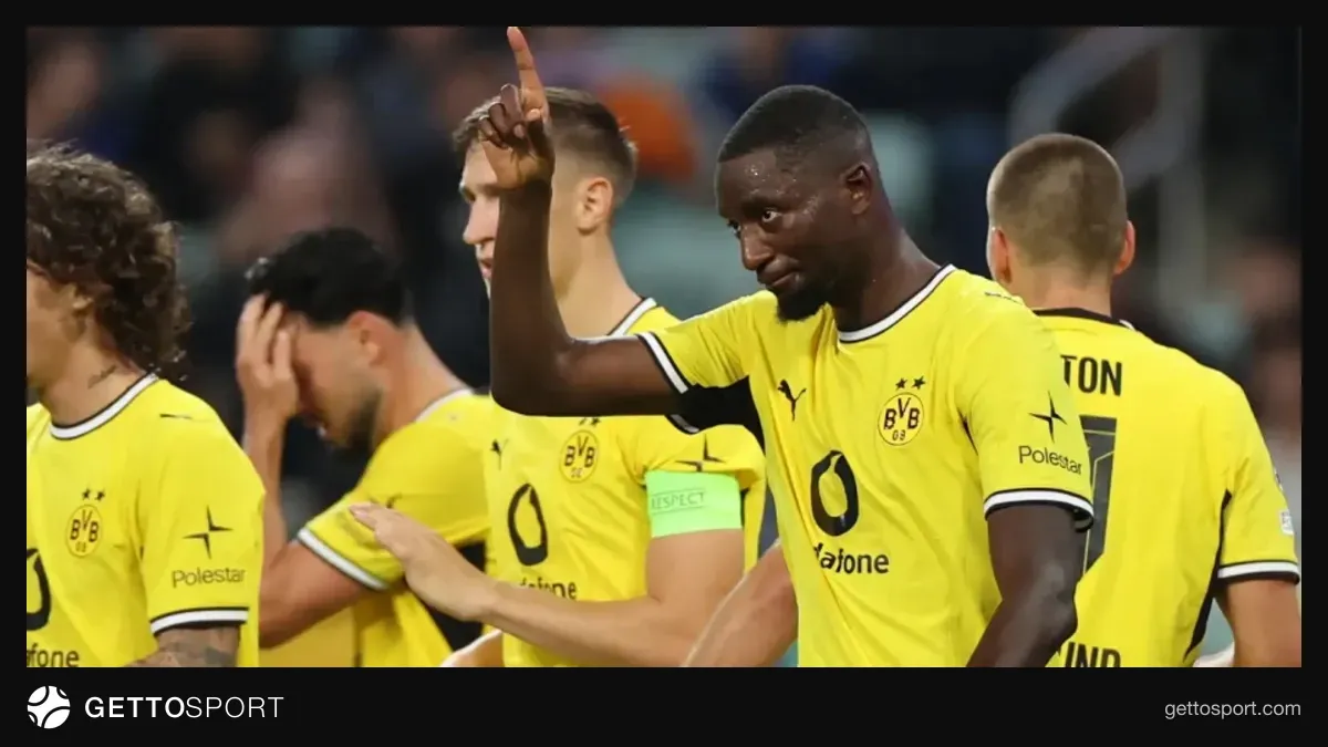 Seru Girassi Dortmund formasında qol sevinci Bakı Olimpiya Stadionu