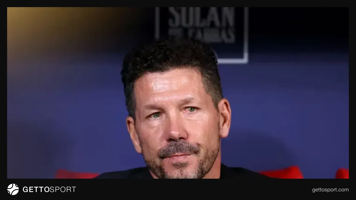 Diyoqo Simeone mətbuat konfransında və ya stadion kənarında