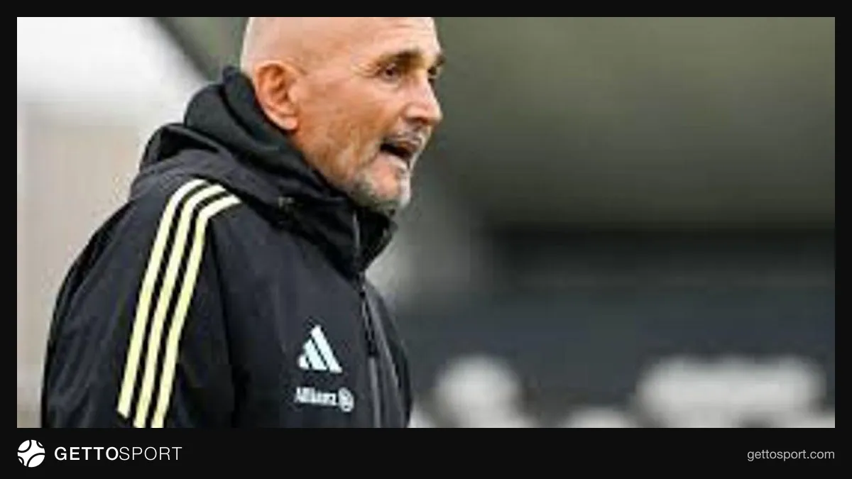 Luçano Spalletti stadionda mətbuat konfransında konuşur