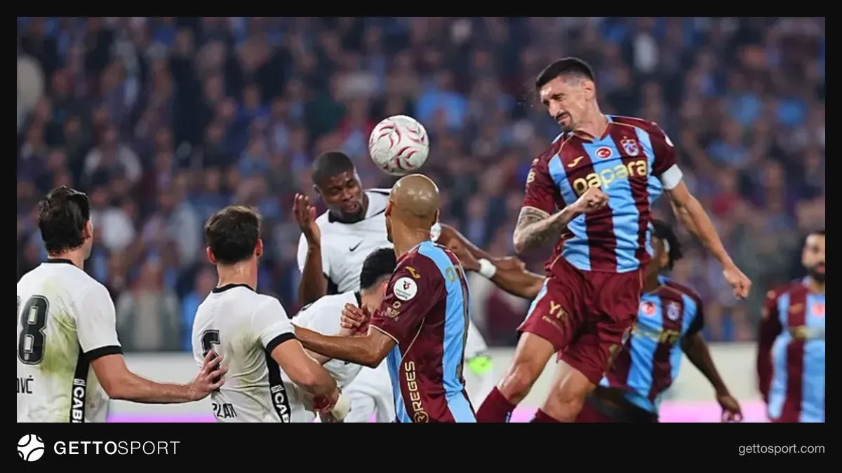 Stefan Savic maç sonrası röportaj verirken