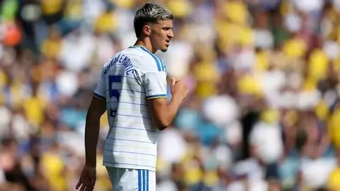 Tarik Muharemoviç Leeds forması ilə meydanda