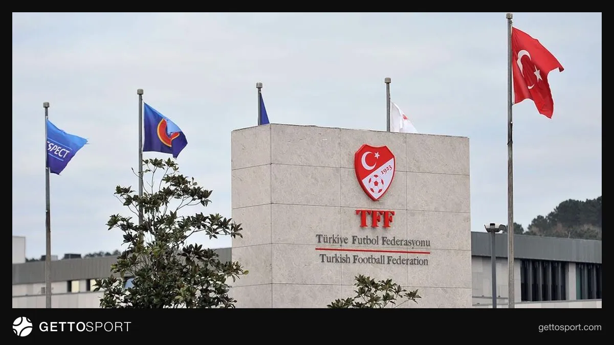 TFF binası girişinde tabelası ve spor dosyaları