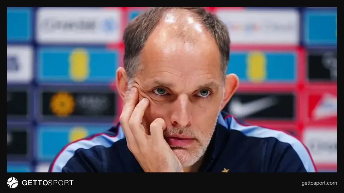 Tomas Tuxel və İngiltərə millisi futbolçuları meydanda