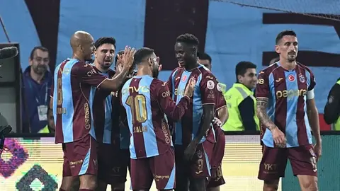 Trabzonspor kafilesi ve teknik direktör Thomas Reis maç öncesinde