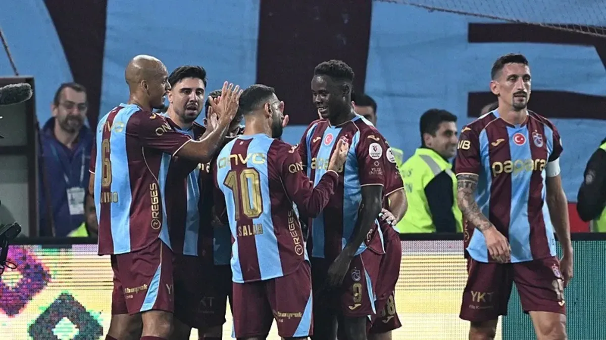 Trabzonspor kafilesi ve teknik direktör Thomas Reis maç öncesinde