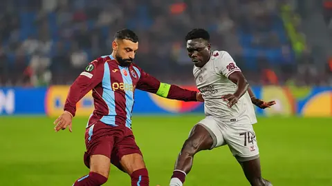 Muhammed Salah gol sevincinde, tribünler dolu Papara Park