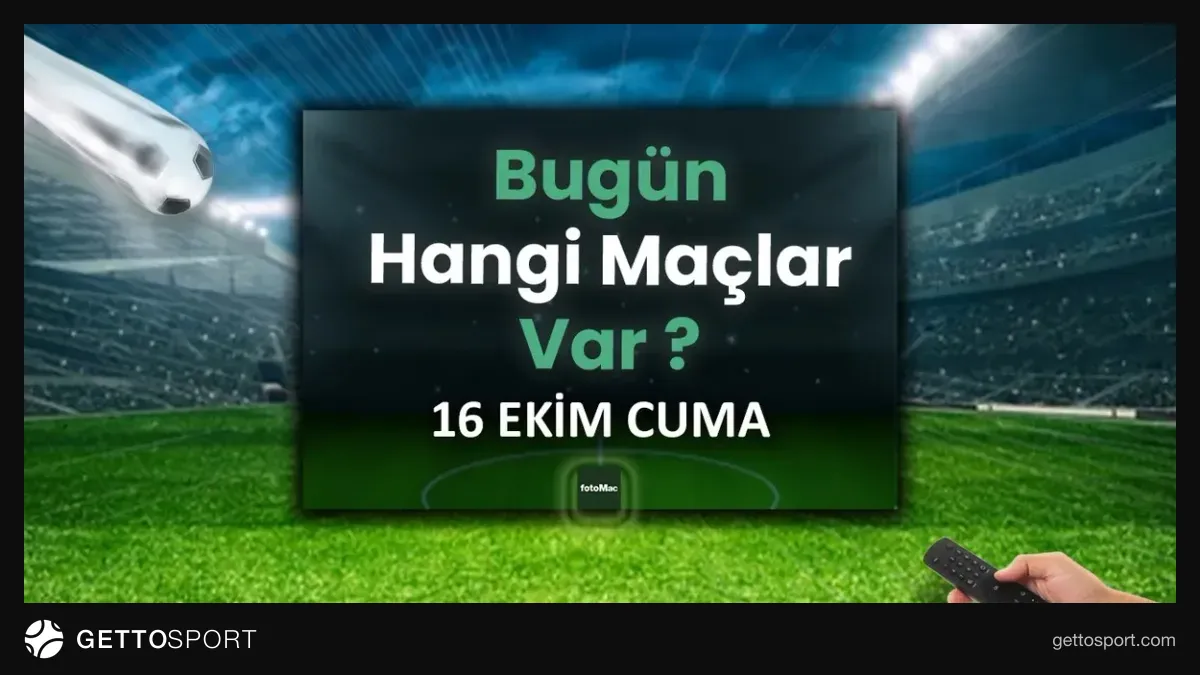 Stadyumda maç öncesi hazırlık yapan futbolcular ve ekranlarda yayın bilgileri