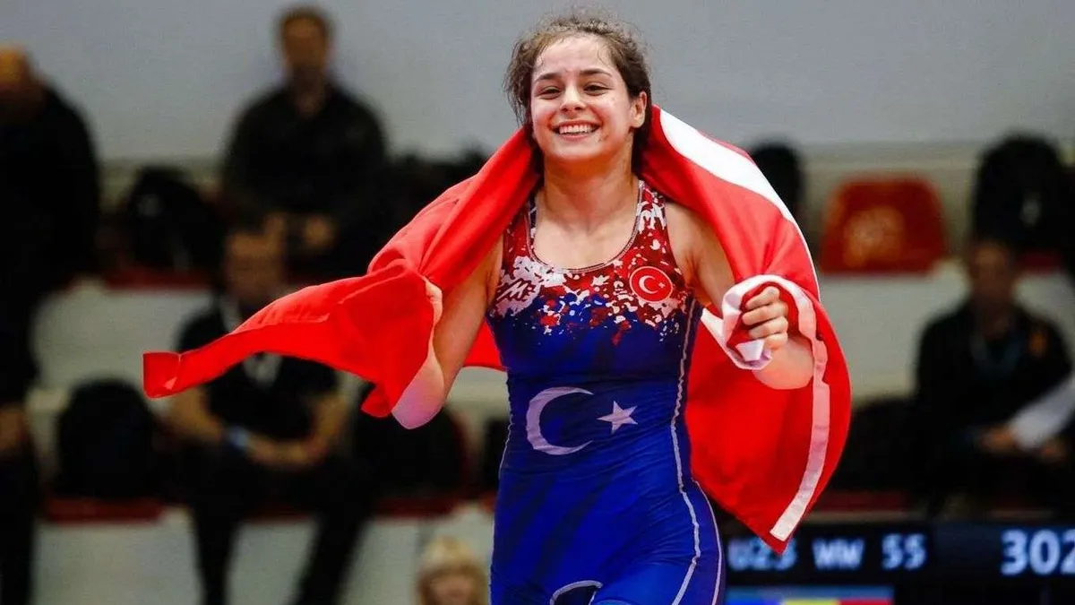 Tuba Demir minderde maç esnasında