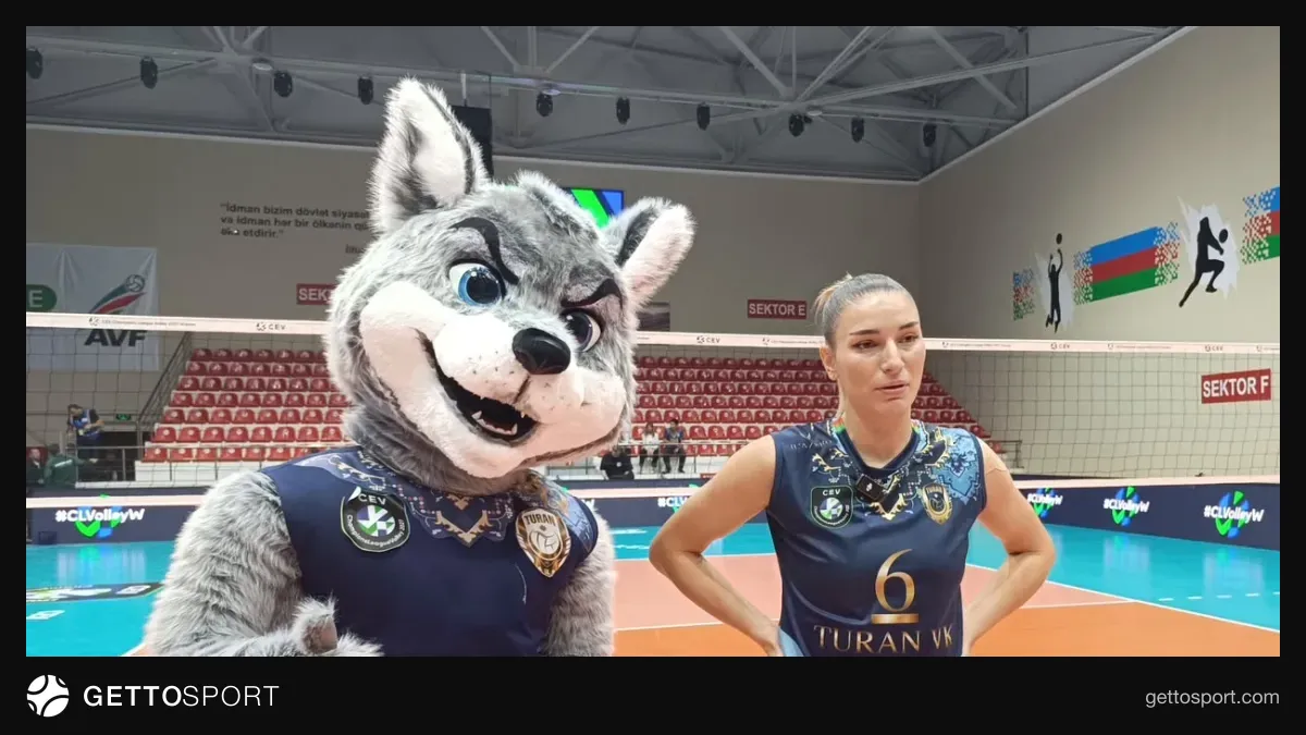 Turan voleybol komandası və kapitan Ayşən Əbdüləzimova meydanda