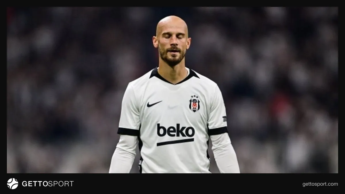 Beşiktaş formasıyla Vaclav Cerny'nin maç öncesi görüntüsü