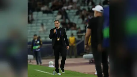 Valdas Dambrauskas Instagram paylaşımı və Sabah futbolçuları qələbəni qeyd edir