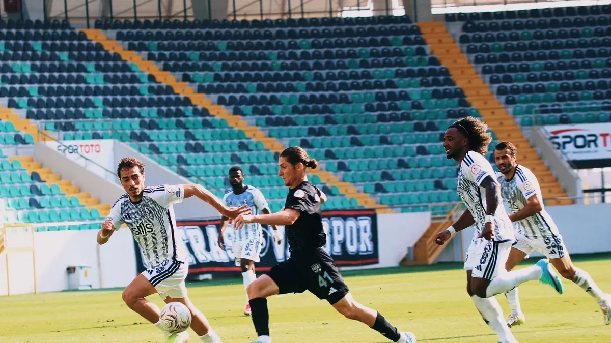Vanspor FK formasıyla Alhaft gol sevinci maç anı