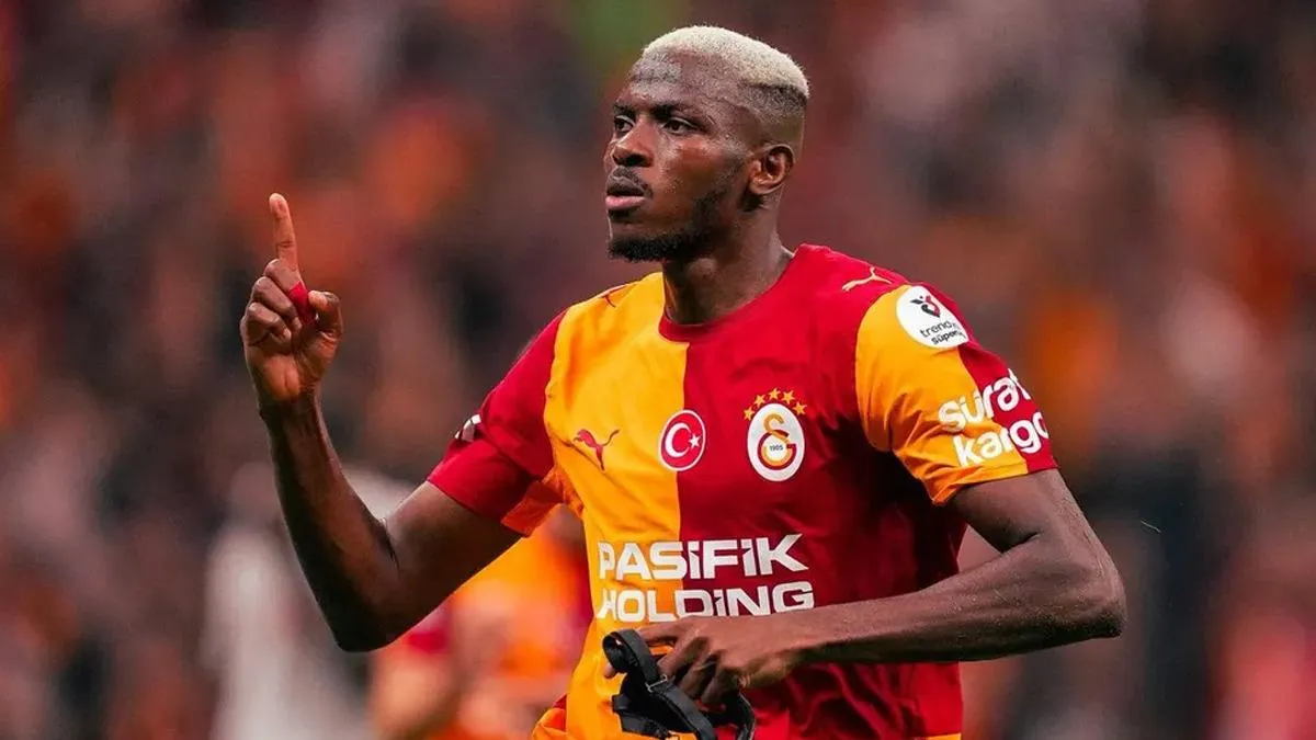 Victor Osimhen Galatasaray formasıyla maç sırasında