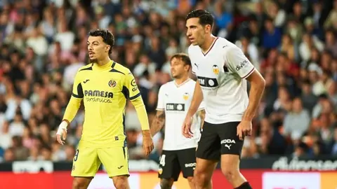 Mestalla stadında Villarreal oyuncularının sevinci