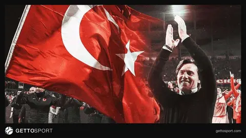 TFF logosu ve Vincenzo Montella'nın fotoğrafı