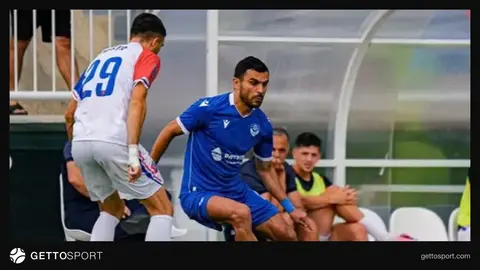 Vüsal İsgəndərli topa nəzarət edir, Batman Petrolspor formasına diqqət
