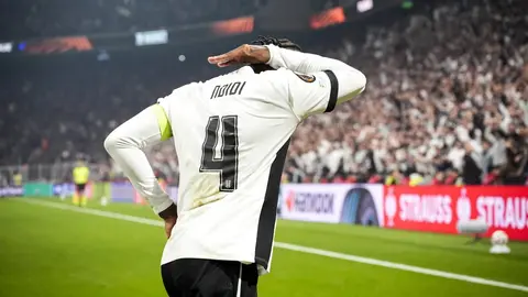 Wilfred Ndidi gol sevinci sonrası konuşurken