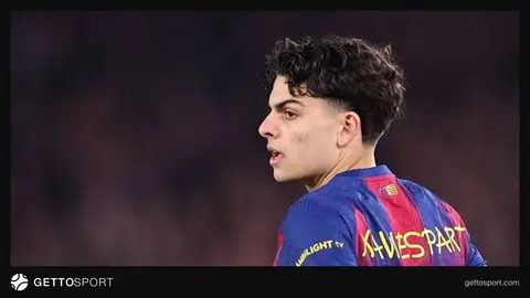 Xavi Espartın "Barselona" formasında oyun anı