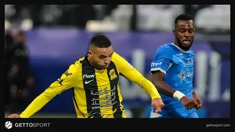 Youssef En-Nesyri Al Ittihad formasıyla gol sevincinde