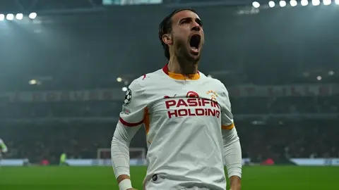 Yunus Akgün gol sevinci, Galatasaray formasıyla