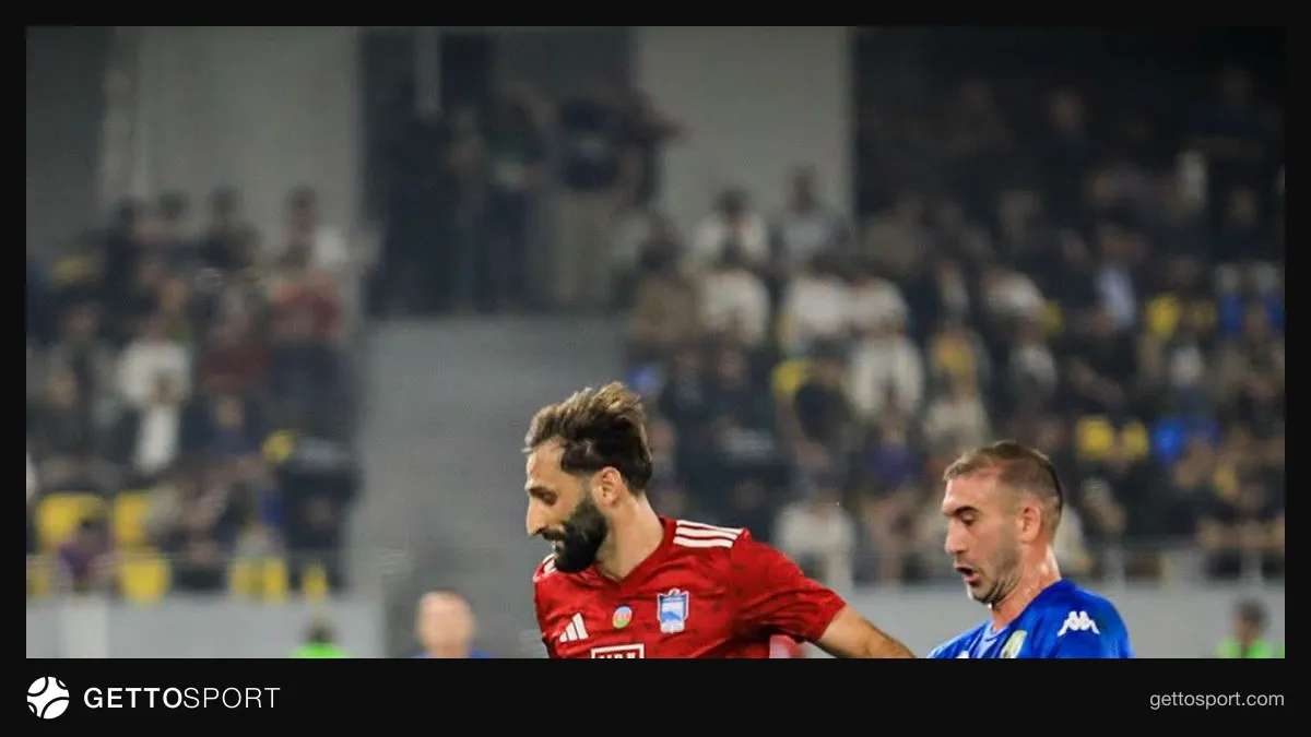Zirə komandasının oyun zamanı zədələnmiş futbolçular və baş məşqçi Rəşad Sadıqov
