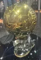Qızıl Top