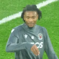 Xefren Türam